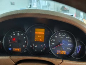 Porsche Cayenne Tiptronic (COE Till 11/2027)