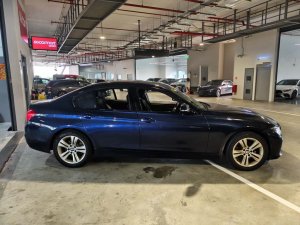 BMW 318i Sedan Led Nav