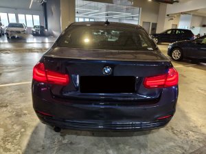 BMW 318i Sedan Led Nav