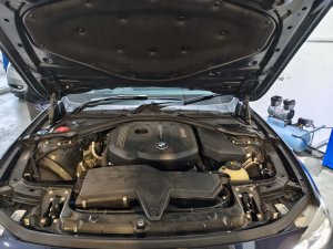 BMW 318i Sedan Led Nav
