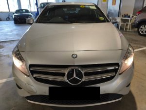 Mercedes Benz A180 (R17) (COE Till 05/2035)