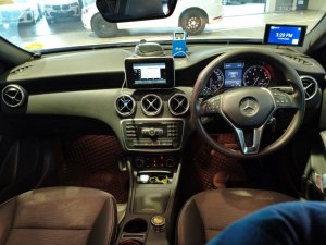 Mercedes Benz A180 (R17) (COE Till 05/2035)