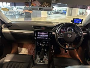 Skoda Superb Ambition 2.0 Tsi (a)