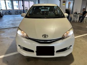 Toyota Wish 1.8 Cvt