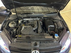Volkswagen Golf A7 1.4 Tsi AT 5g13gz Sr Hid (COE Till 05/2030)