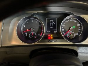 Volkswagen Golf A7 1.4 Tsi AT 5g13gz Sr Hid (COE Till 05/2030)