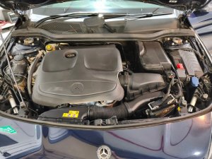 Mercedes Benz Cla180 Sb Urban (r18 Led)