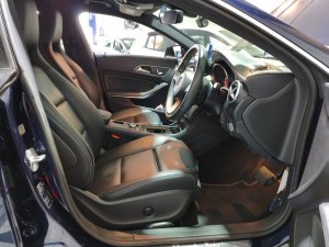 Mercedes Benz Cla180 Sb Urban (r18 Led)