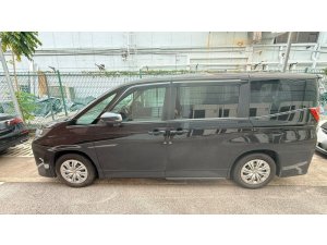 Toyota Noah Hybrid 1.8X CVT (Hybrid)