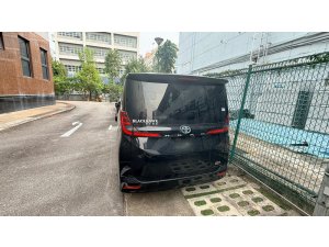 Toyota Noah Hybrid 1.8X CVT (Hybrid)