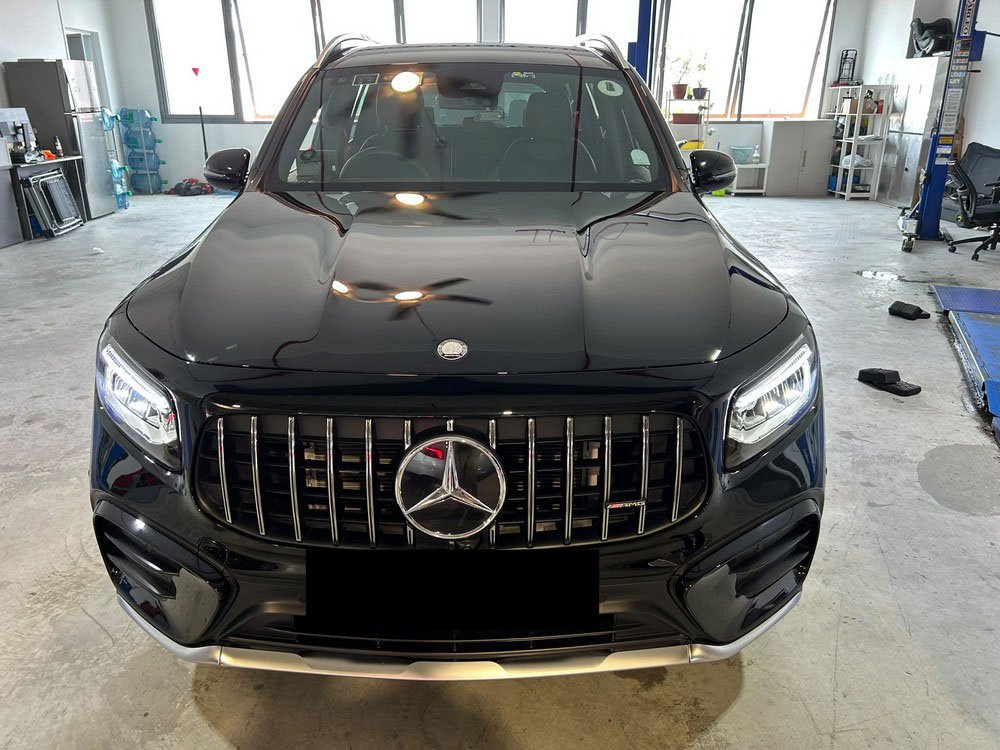 Mercedes Benz AMG GLB 35 4Matic (Hybrid)