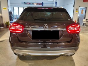 Mercedes Benz Gla180 (r18 Bi)