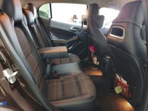 Mercedes Benz Gla180 (r18 Bi)
